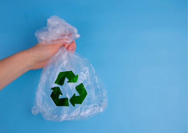 Plastic recycling news from the world of waste in December